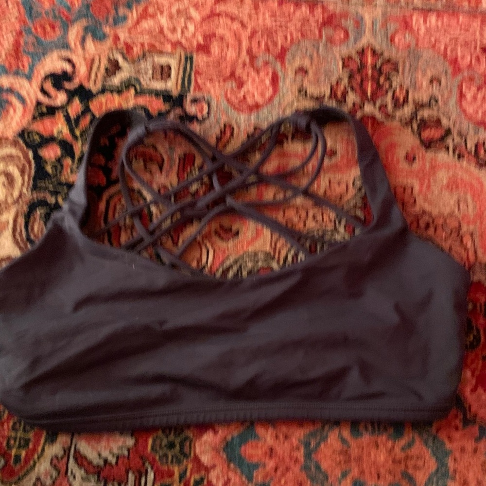 Lululemon bra